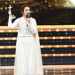 Yumna Zaidi In Lux Style Awards 2023