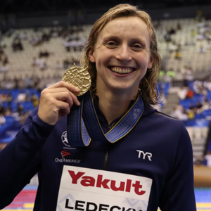 Katie Ledecky makes history 