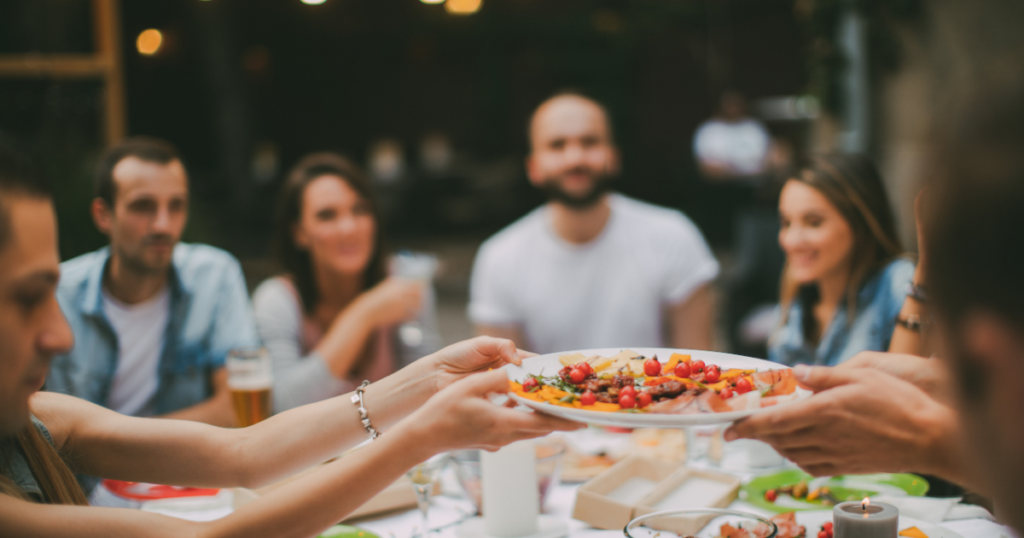 linked between late dinner and health