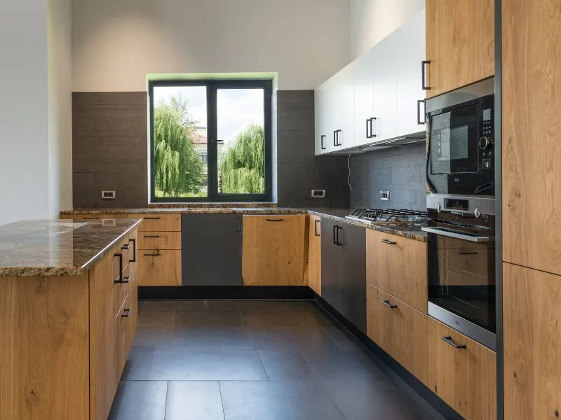 Image shows the kitchen with AI powered oven.
